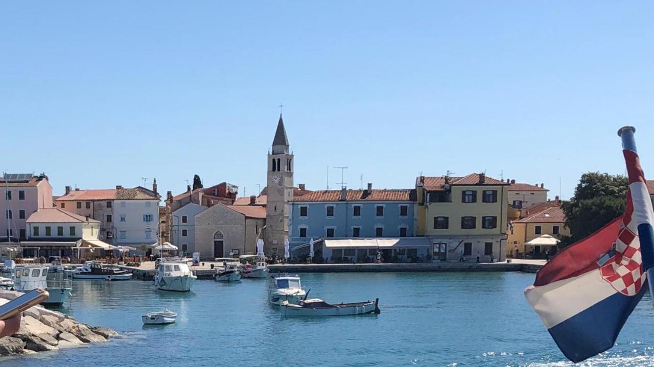 Istrian Stone House In The Heart Of The Beautiful Fishing Village Fazana - Only Few Steps From The Sea And The Wonderful Beach - Incl Plasma-Quad-Plus-Filter Against C O V I D Εξωτερικό φωτογραφία