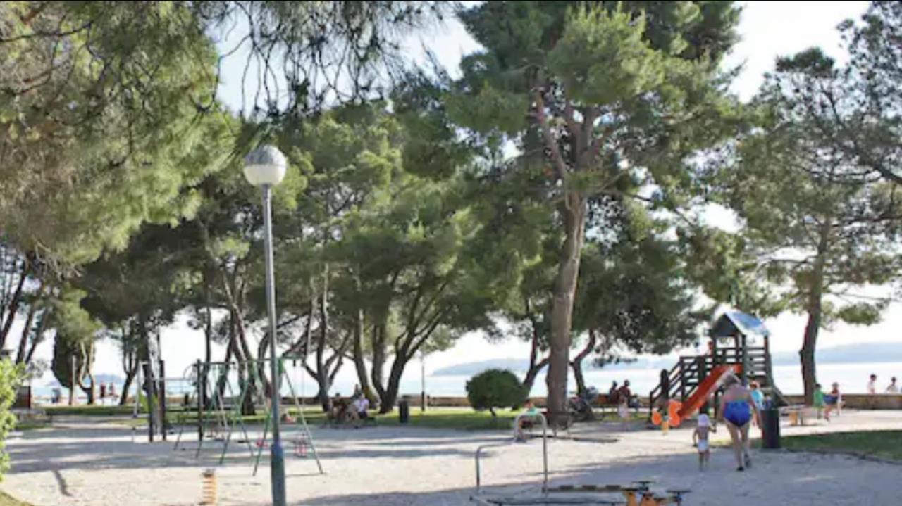 Istrian Stone House In The Heart Of The Beautiful Fishing Village Fazana - Only Few Steps From The Sea And The Wonderful Beach - Incl Plasma-Quad-Plus-Filter Against C O V I D Εξωτερικό φωτογραφία